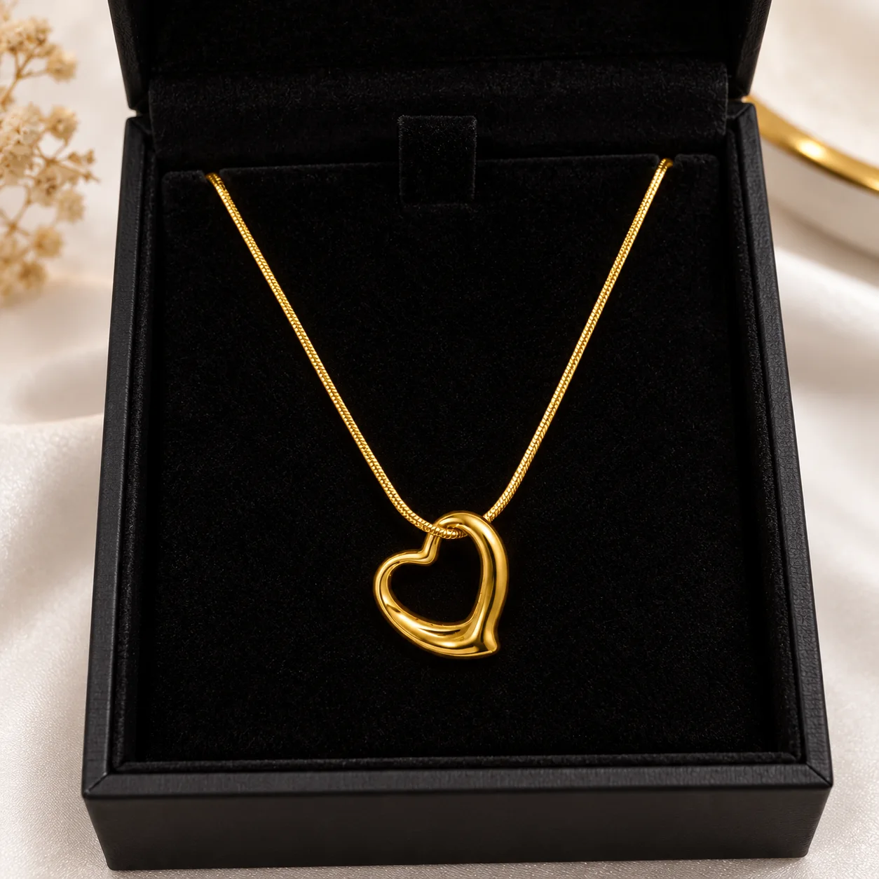 Luxe Heart Pendant