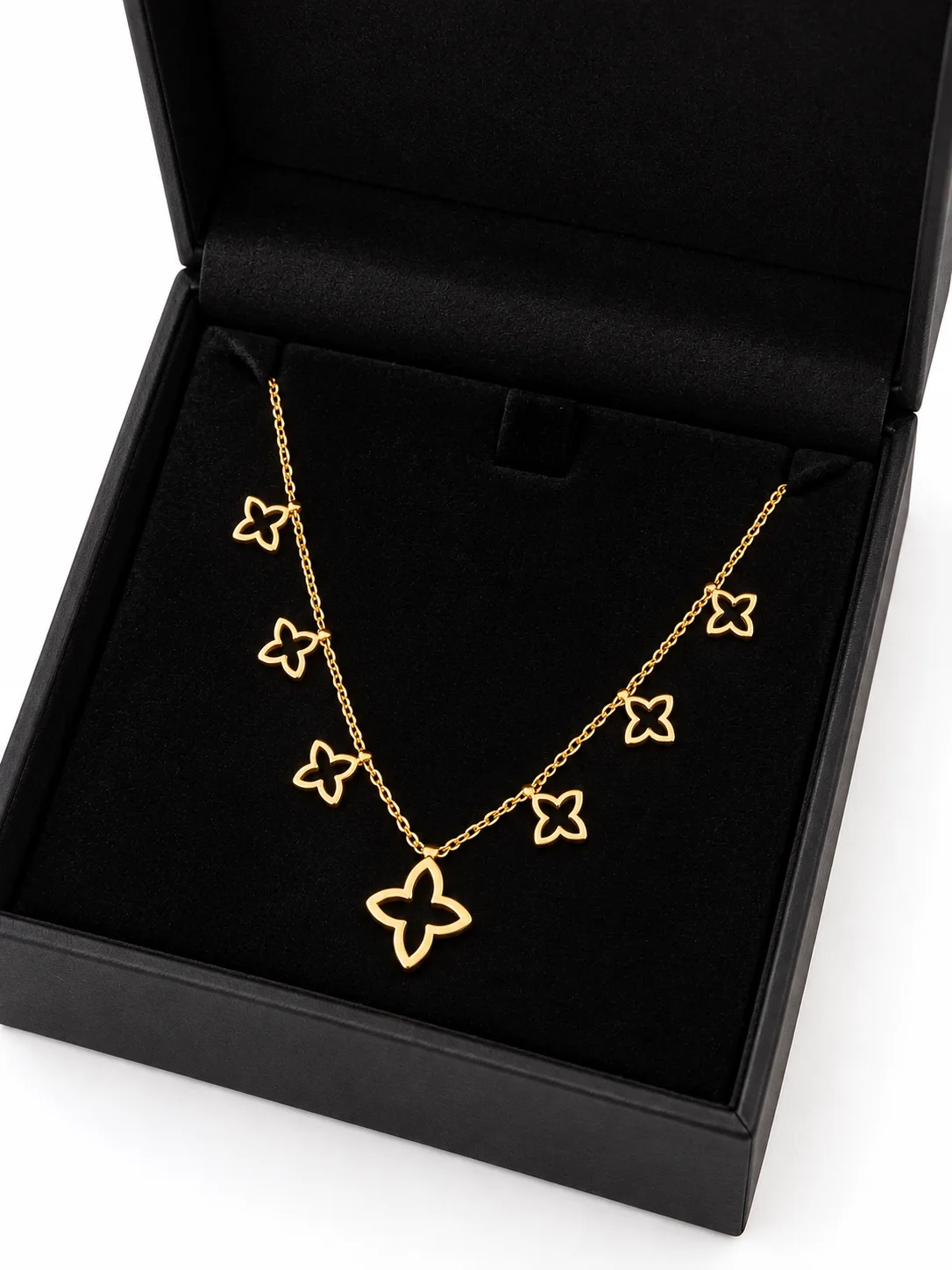 Elegant Gold Floral Pendant Necklace